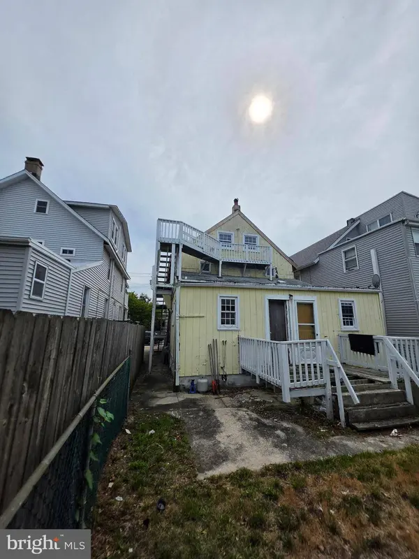155 W HAND AVE, Wildwood, NJ 08260