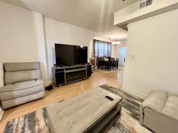 96 WEST 18TH ST, Bayonne, NJ 07002