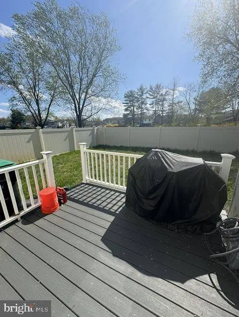 58 VILLANOVA CT, Sicklerville, NJ 08081
