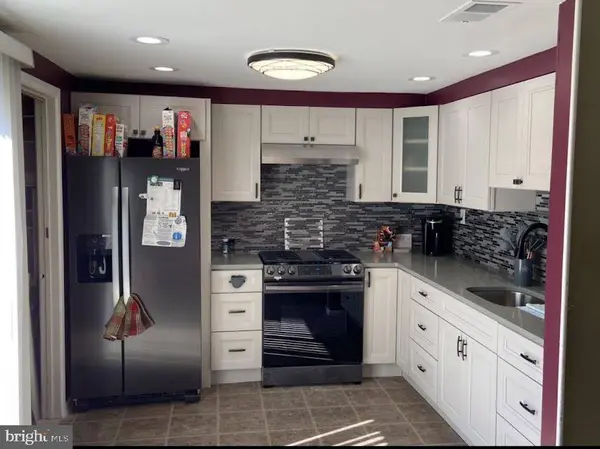 58 VILLANOVA CT, Sicklerville, NJ 08081