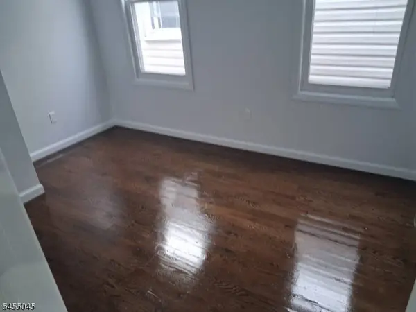 80 Beverly St, Newark City, NJ 07108