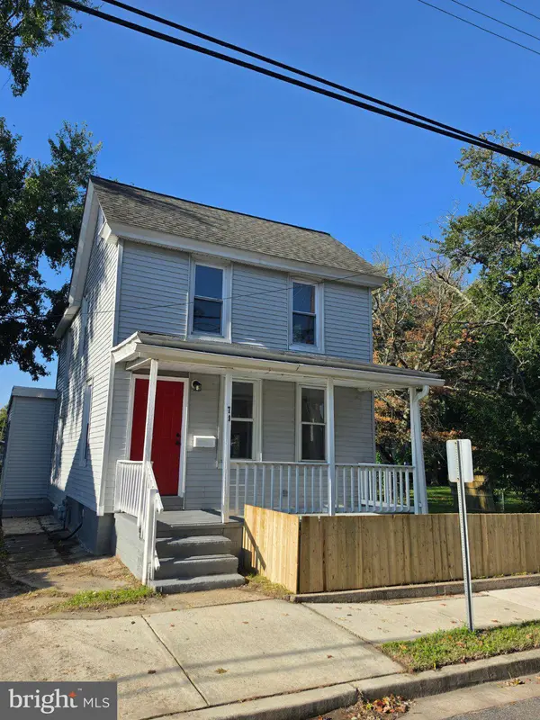 78 W W PITMAN ST, Penns Grove, NJ 08069