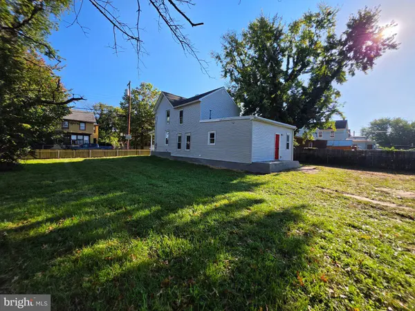 78 W W PITMAN ST, Penns Grove, NJ 08069
