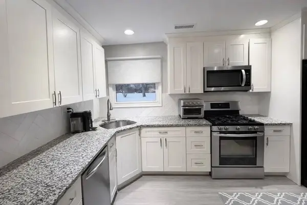 1919 Creek Rd, Hainesport, NJ 08036-2771