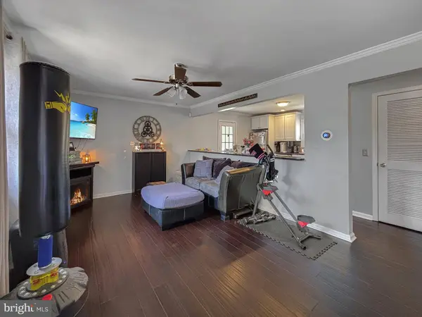 86 IRIS ST, Browns Mills, NJ 08015