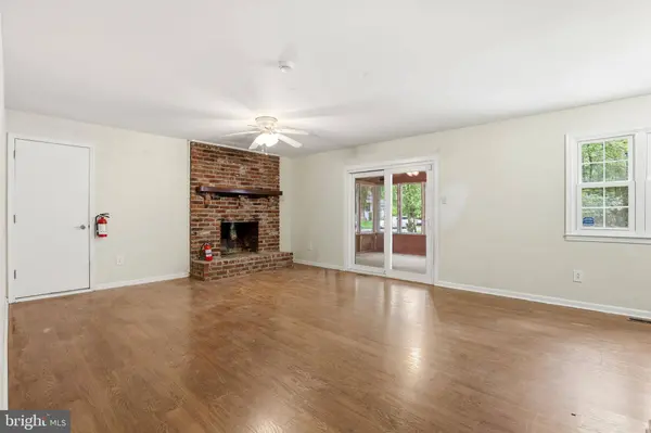 2 NORMANDY DR, Medford, NJ 08055