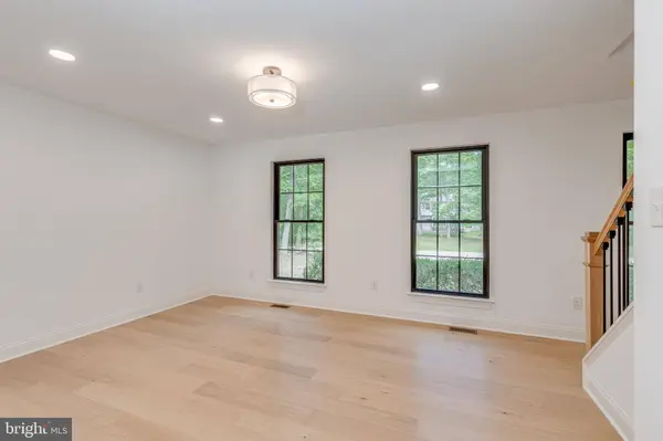 5 CUTTS DR, Tabernacle Twp, NJ 08088
