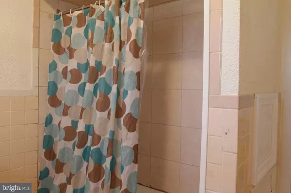 708 E MONTROSE ST, Vineland, NJ 08360