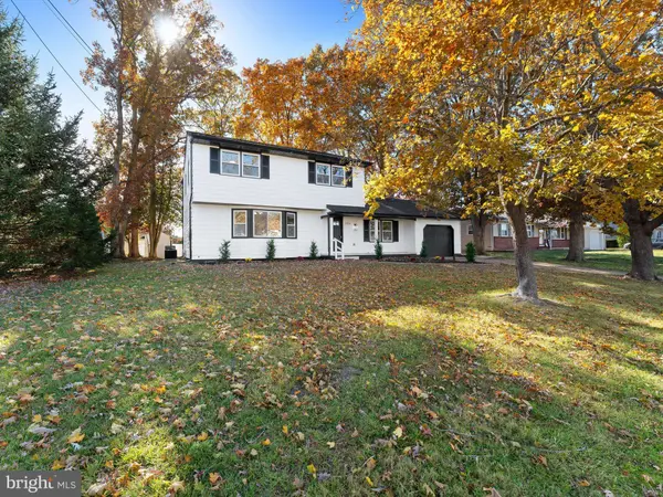 2551 EDNA DR, Vineland, NJ 08361