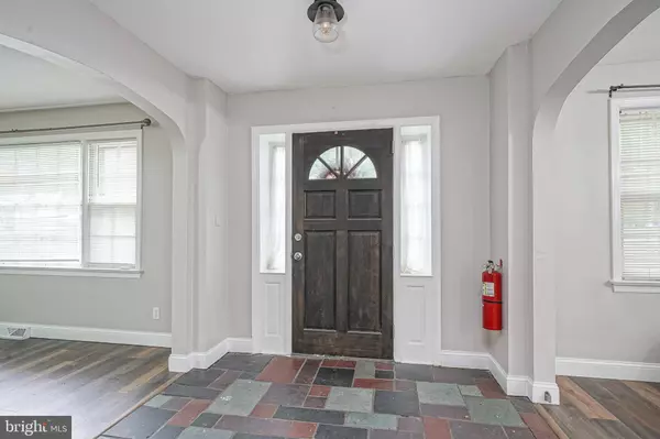 1170 CHIMES TER, Vineland, NJ 08360