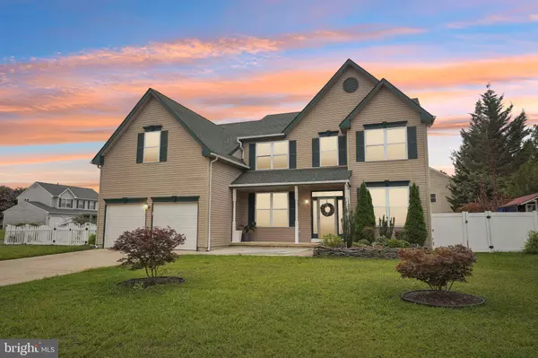 821 STREAMVIEW LN, Vineland, NJ 08360