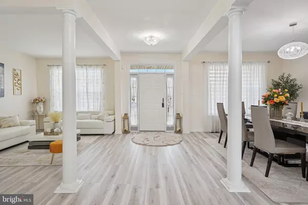 821 STREAMVIEW LN, Vineland, NJ 08360