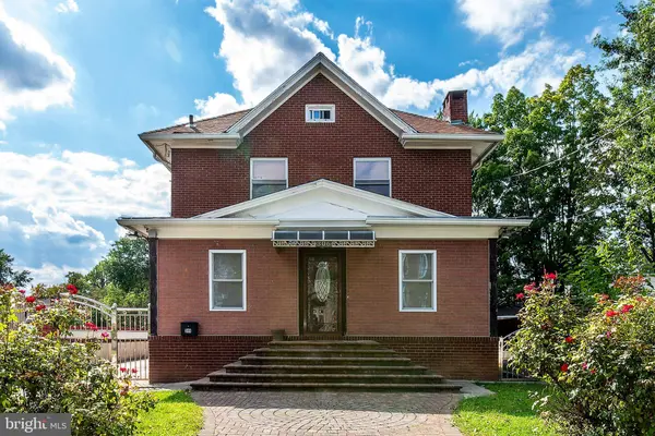 306 S EAST AVE, Vineland, NJ 08360