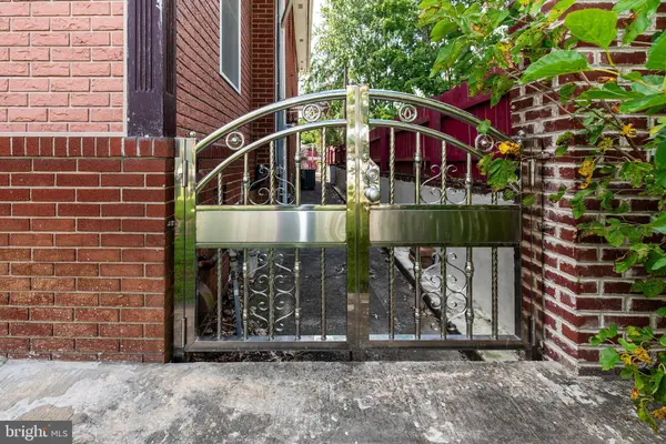 306 S EAST AVE, Vineland, NJ 08360