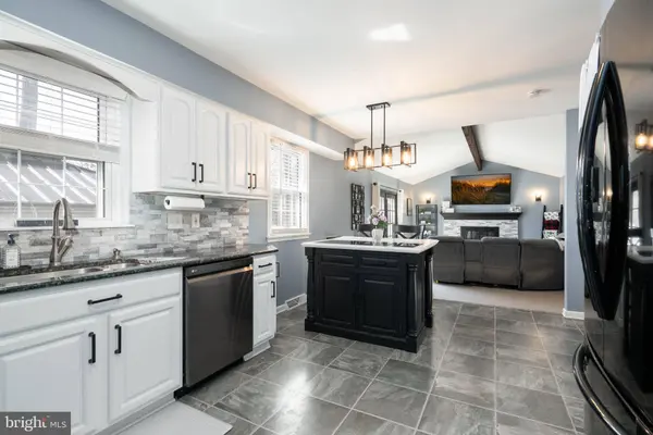 2524 BROOKFIELD ST, Vineland, NJ 08361