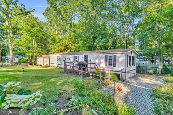 7701 RAYMOND DR, Millville, NJ 08332