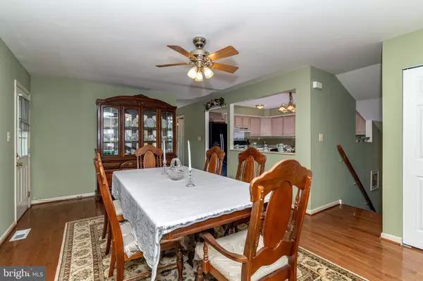 50 W WOODBURN AVE, Pine Hill, NJ 08021