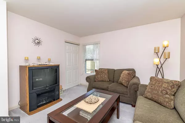 50 W WOODBURN AVE, Pine Hill, NJ 08021