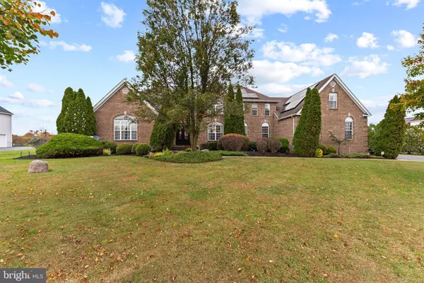 8 SHERWOOD LN, Columbus, NJ 08022