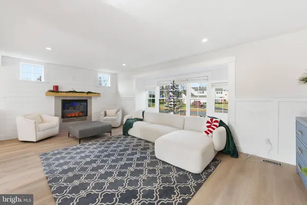 5 WINDING BROOK DR, Cinnaminson, NJ 08077