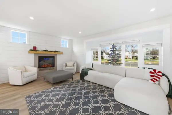 5 WINDING BROOK DR, Cinnaminson, NJ 08077