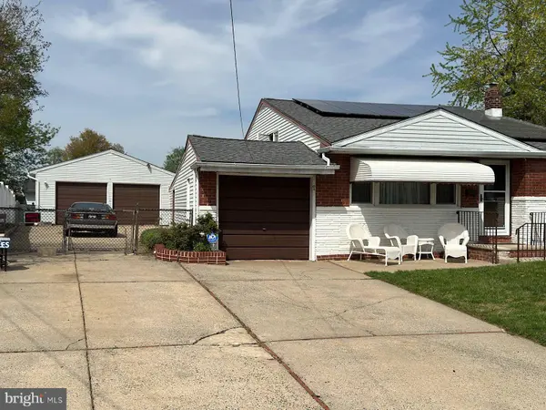 38 BELMONT RD, Bellmawr, NJ 08031
