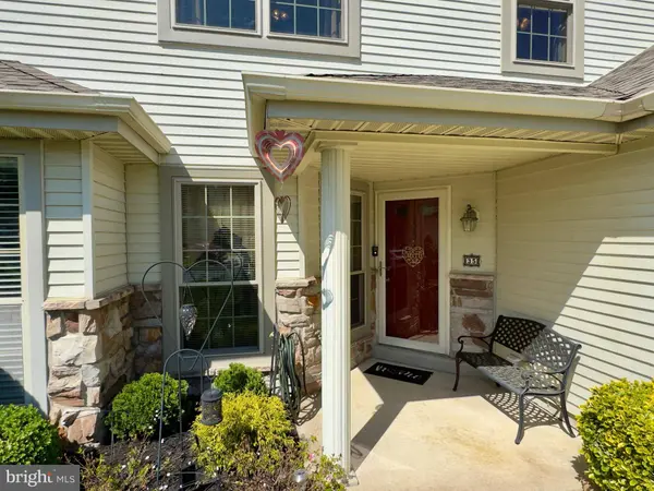 35 FOX MEADOW DR, Sicklerville, NJ 08081