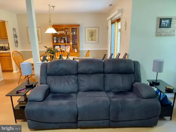 35 FOX MEADOW DR, Sicklerville, NJ 08081