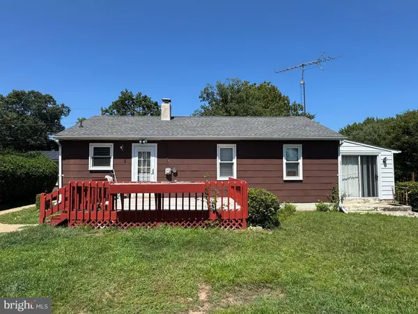 20 ELLIS AVE, Burlington, NJ 08016