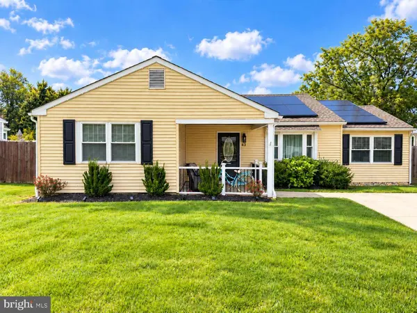 43 MARY ELLEN LN