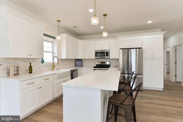 209 W. NEW JERSEY AVE, Villas, NJ 08251