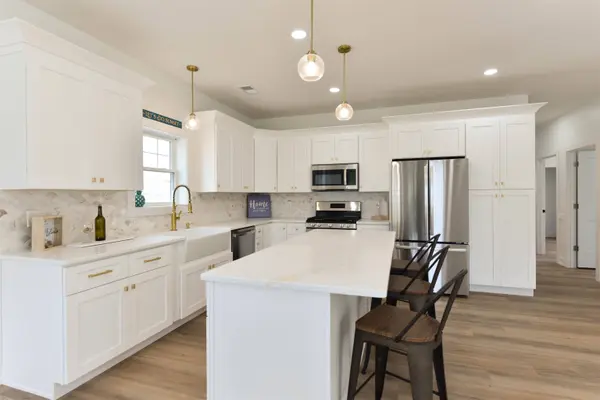 209 W New Jersey Avenue, Villas, NJ 08251