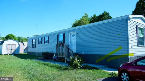 230 EISENHOWER AVE, Williamstown, NJ 08094