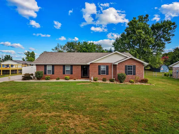 1428 Lumbardy DR, New Market, TN 37820