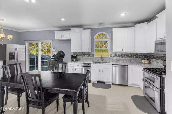 6415 Old Snapps Ferry Rd, Limestone, TN 37681