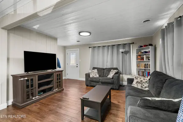 1170 Marguerite St, Morristown, TN 37814