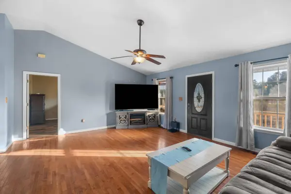 1883 Mullins RD, Russellville, TN 37860