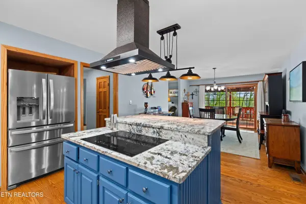 1850 Honeysuckle LN, Talbott, TN 37877