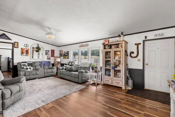 265 Leach Acres, Speedwell, TN 37870