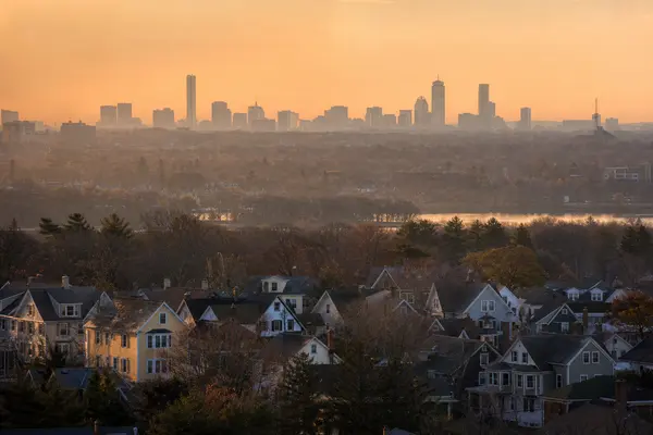 Should MetroWest Sellers Price Above or Below Market in 2026