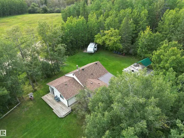 5081 4 ST, Rural Lac Ste. Anne County, AB T0E 1V0