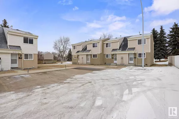 5811 RIVERBEND RD NW, Edmonton, AB T6H 5A8