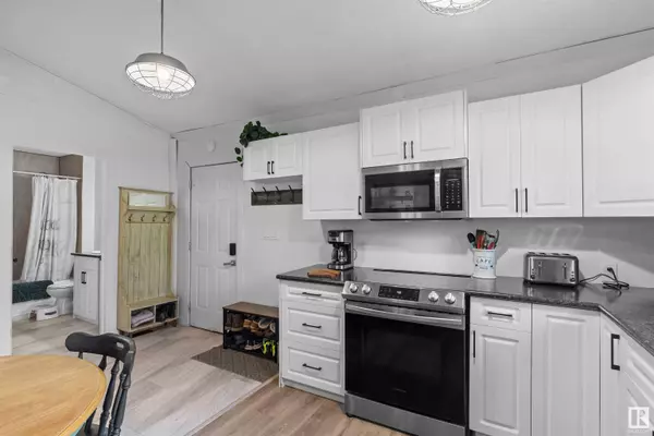 5074 5 ST, Rural Lac Ste. Anne County, AB T0E 1V0