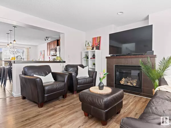 3643 13 ST NW, Edmonton, AB T6T 0J5