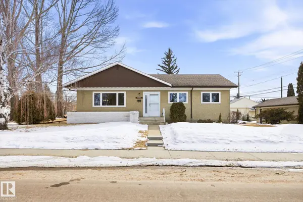 6503 106A AV NW, Edmonton, AB T6A 1K2