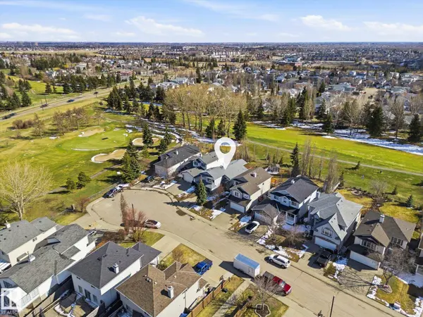 2251 Brennan CO NW, Edmonton, AB T5T 6M3