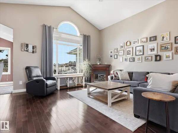 1340 OAKLAND CR, Devon, AB T9G 2E5
