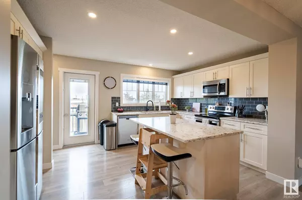 #43 165 CY BECKER BV NW, Edmonton, AB T5Y 6M1