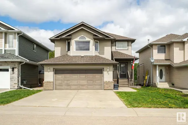 33 BELFRY FAIRWAY CR, Stony Plain, AB T7Z 2X2