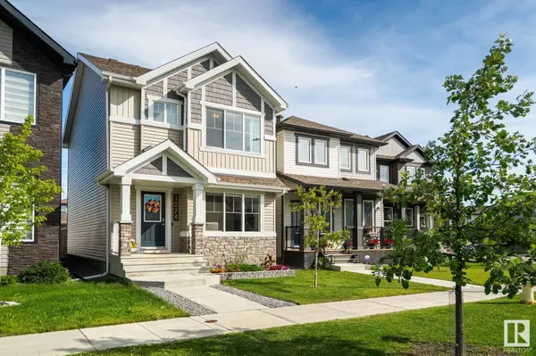 1274 SANDSTONE BV, Sherwood Park, AB T8H 1B2